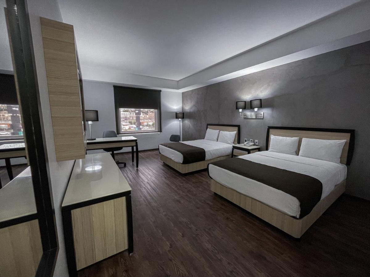 Fato Hotel Queretaro Bagian luar foto