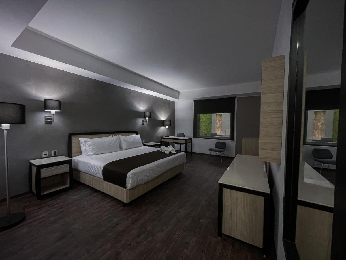 Fato Hotel Queretaro Bagian luar foto