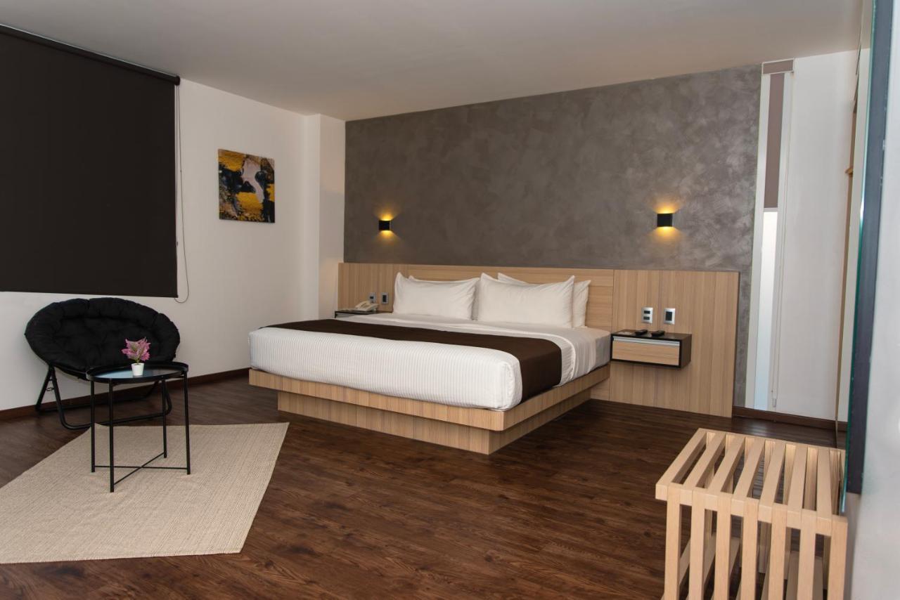 Fato Hotel Queretaro Bagian luar foto