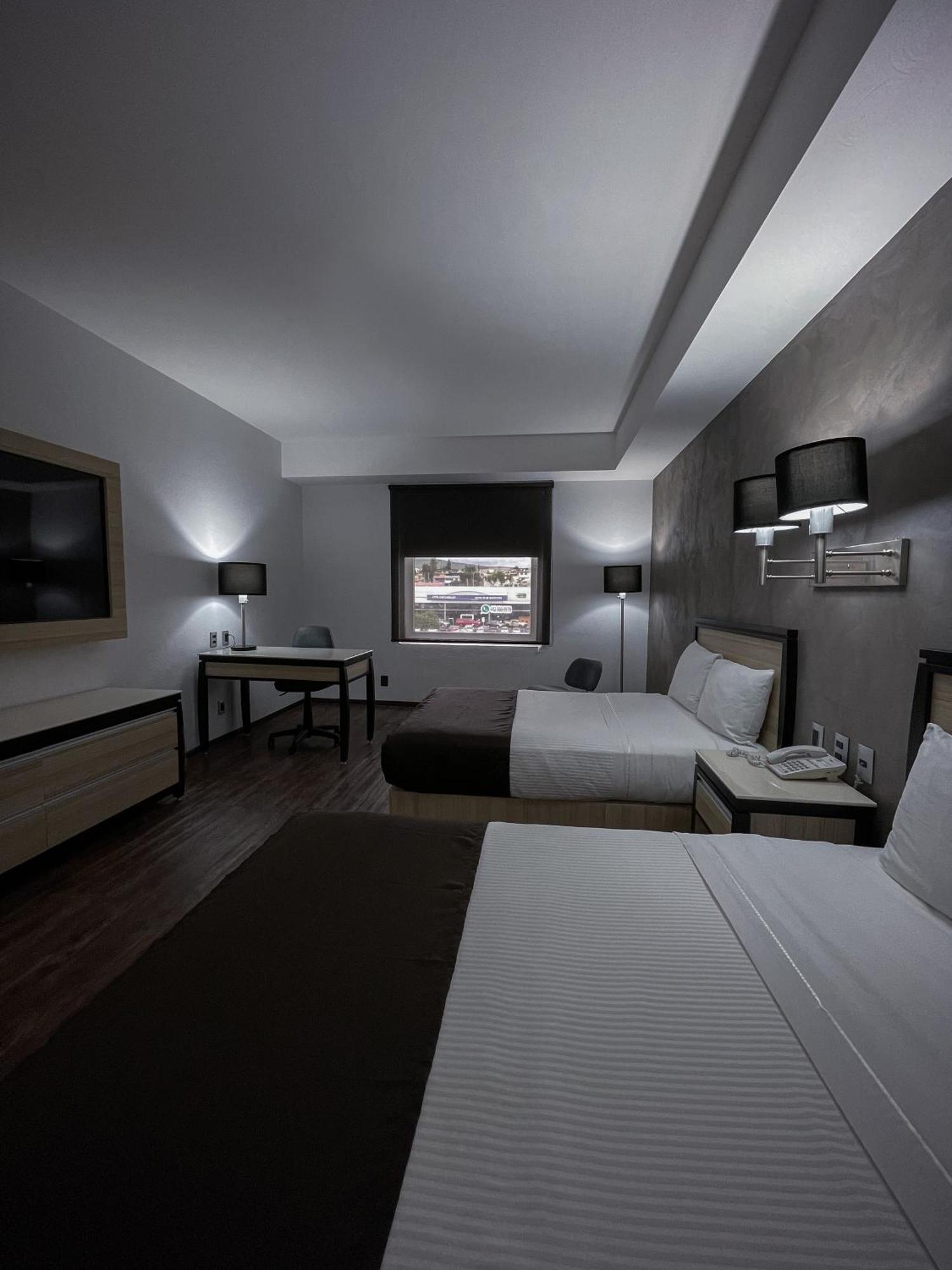 Fato Hotel Queretaro Bagian luar foto